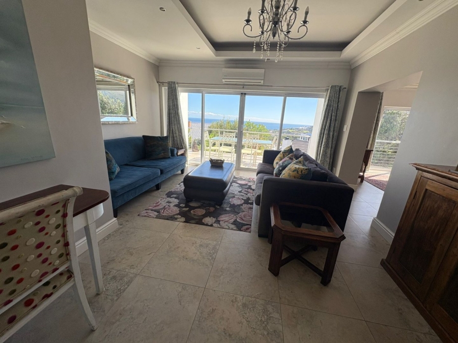 To Let 2 Bedroom Property for Rent in Camps Bay Western Cape